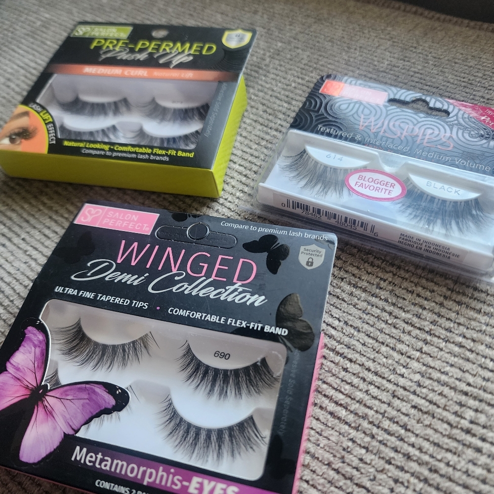 Lashes - Picture 10 of 13